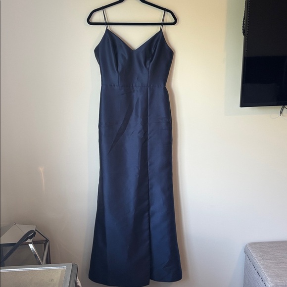 Alfred Sung Elegant Navy Blue Evening Gown - Picture 9 of 11